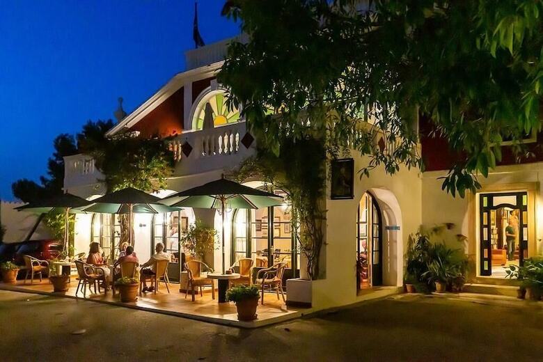Hotel Del Almirante