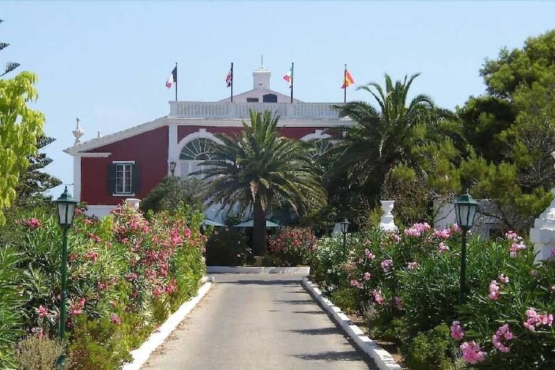 Hotel Del Almirante