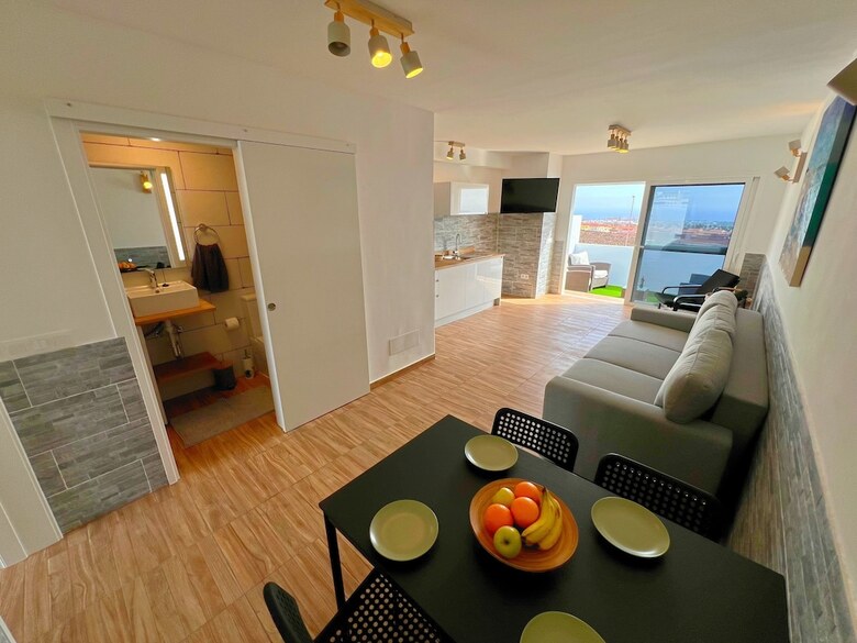 Sea View Bungalow With Communal Pool