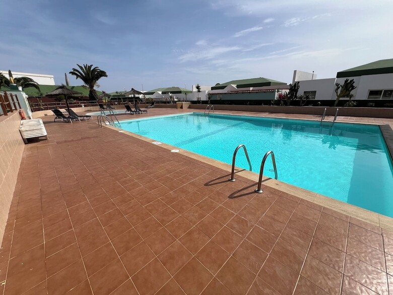 Sea View Bungalow With Communal Pool