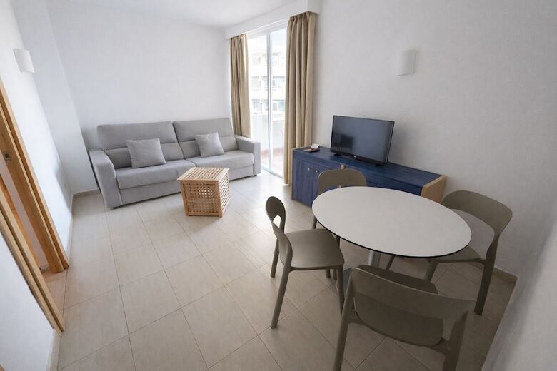 Hotel Vistasol Apartments