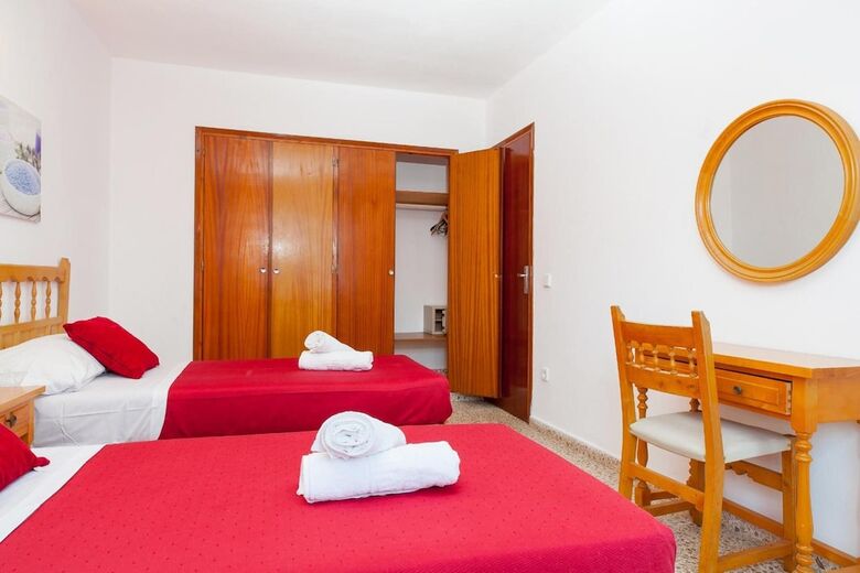 Aparthotel Apartamentos Puet