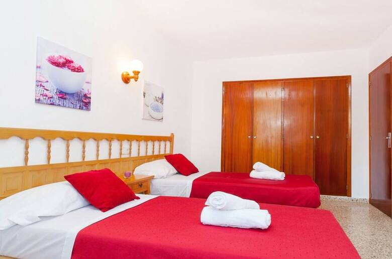 Aparthotel Apartamentos Puet