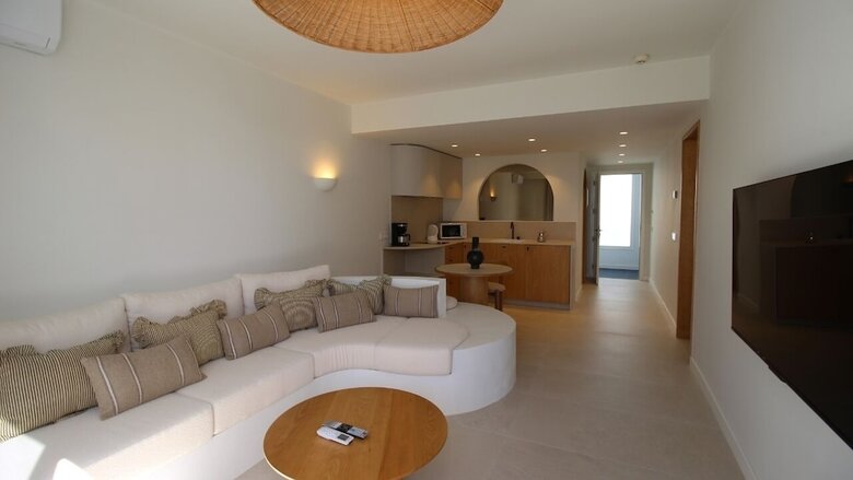Hotel Neptuno Suites - Only Adults