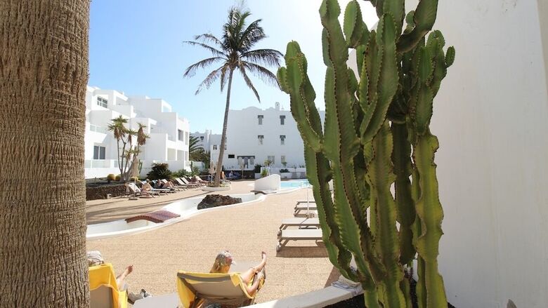 Hotel Neptuno Suites - Only Adults