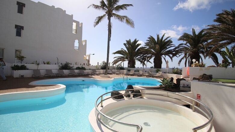 Hotel Neptuno Suites - Only Adults