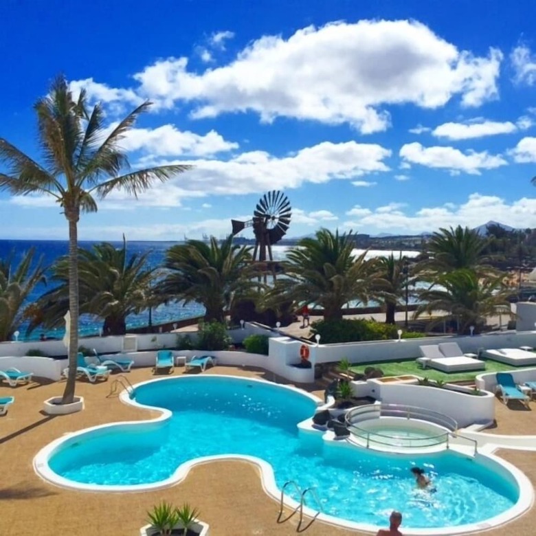 Hotel Neptuno Suites - Only Adults