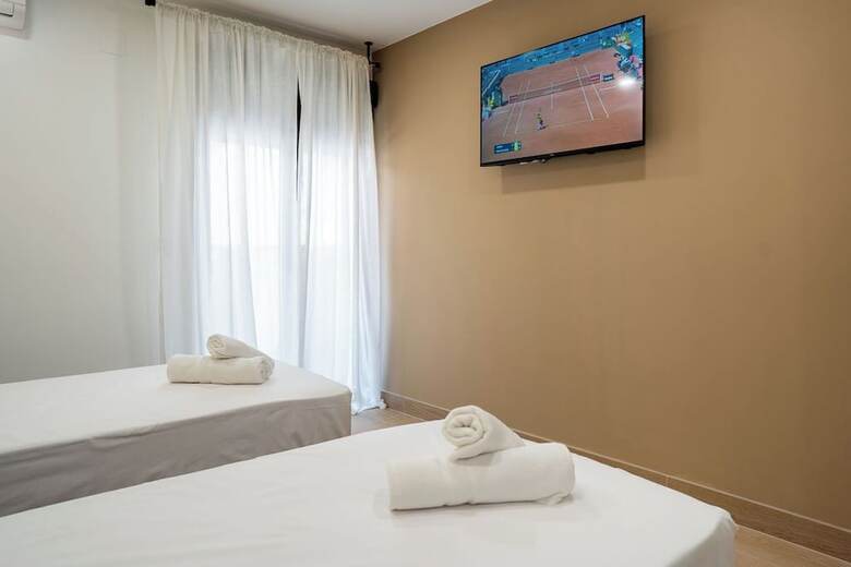 Hotel Emily Suites