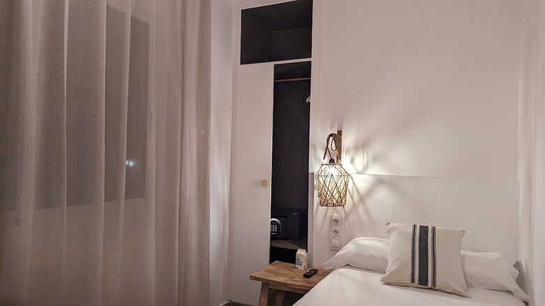 Hostal Es Niu De Tamariu