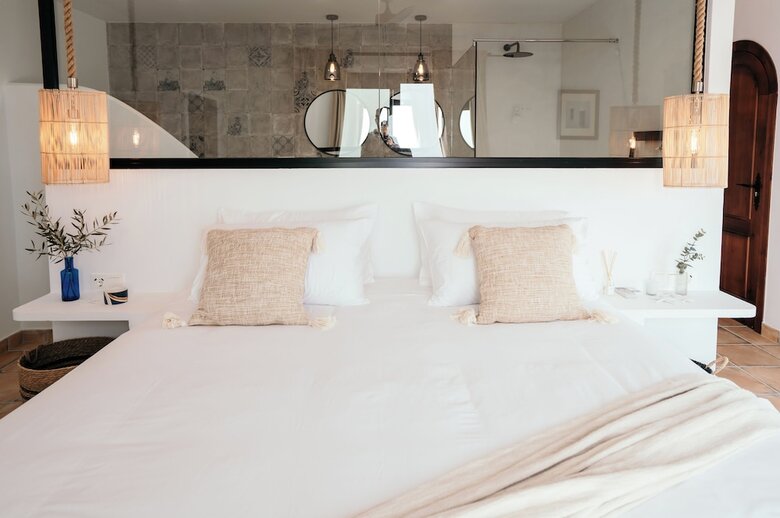 Bed & Breakfast Hearts & Home