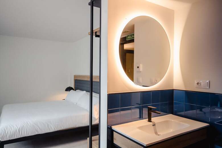 Hotel Latroupe La Granja