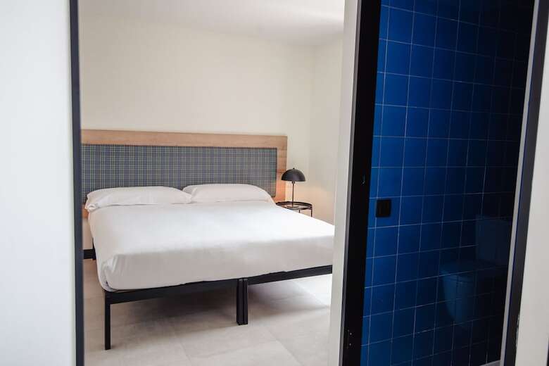 Hotel Latroupe La Granja