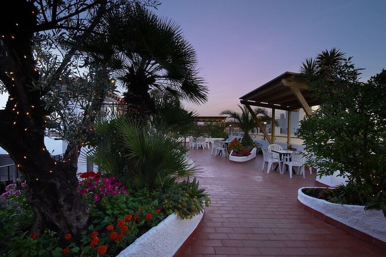 Hotel Ninays