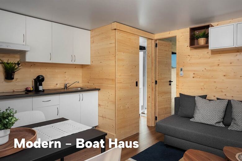 Boat Haus Mediterranean Experience Alcaidesa  La Linea