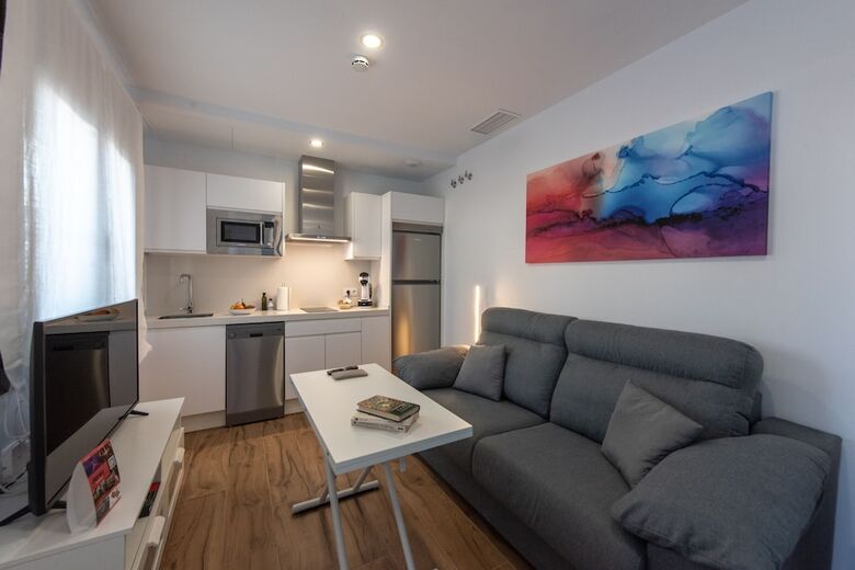 Aparthotel Apartamentos Santa Mar�a 15