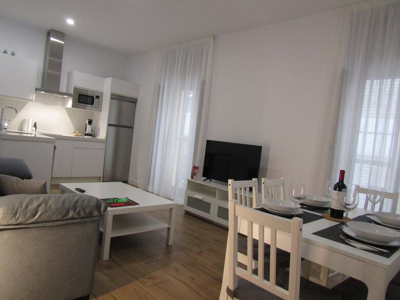Aparthotel Apartamentos Santa Mar�a 15