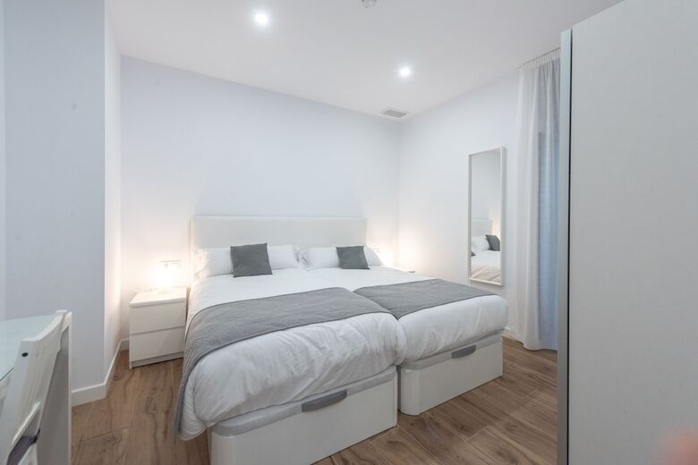 Aparthotel Apartamentos Santa Mar�a 15
