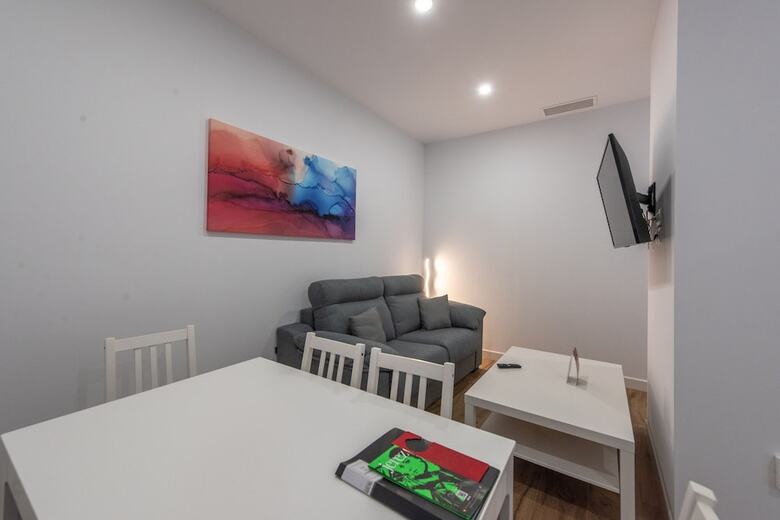 Aparthotel Apartamentos Santa Mar�a 15