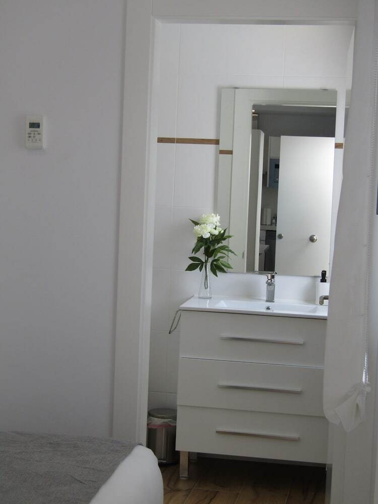 Aparthotel Apartamentos Santa Mar�a 15
