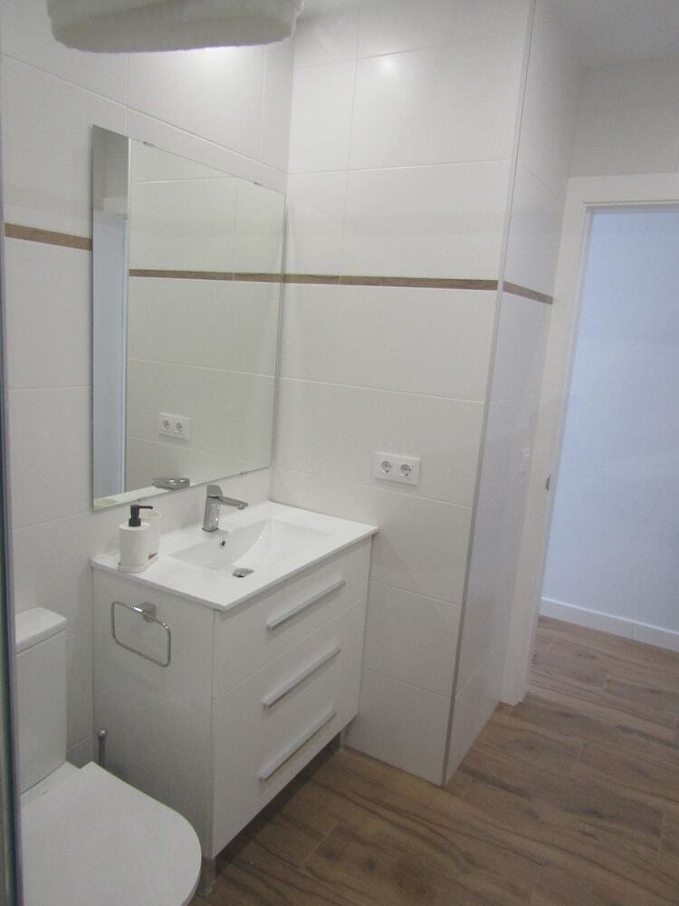 Aparthotel Apartamentos Santa Mar�a 15