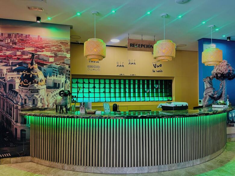 Hotel La Cantue�a