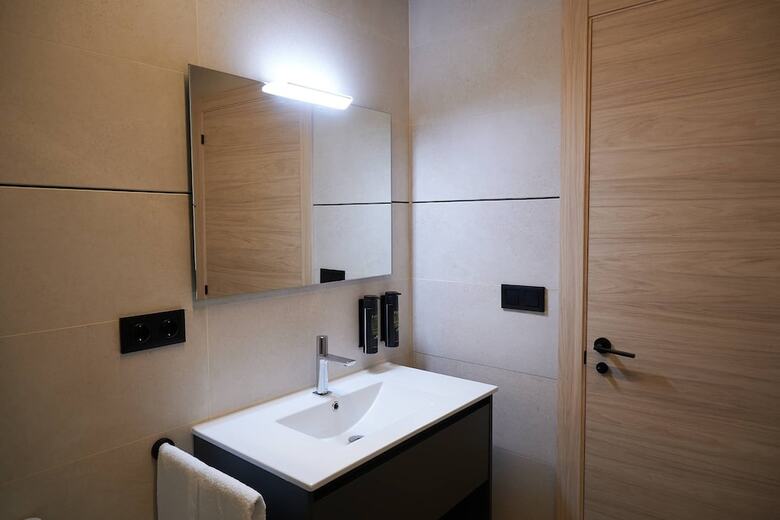 Hotel Dorm4you Arena 2