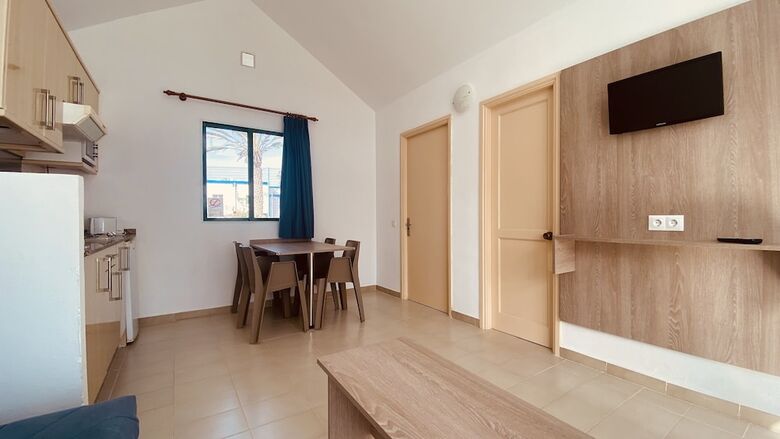 Aparthotel Casthotels Fuertesol Bungalows