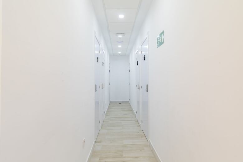 Hotel Ayz Silvela - Auto Check-in Property