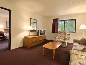 Hotel Super 8 Groton