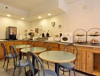 Hotel Super 8 Groton