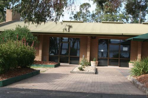 Lake Fyans Holiday Park