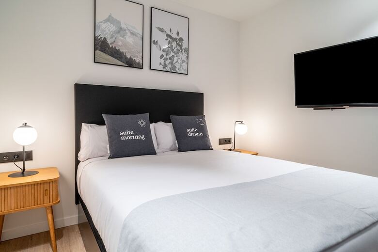 Aparthotel Limehome Vitoria Palacio �lava-velasco