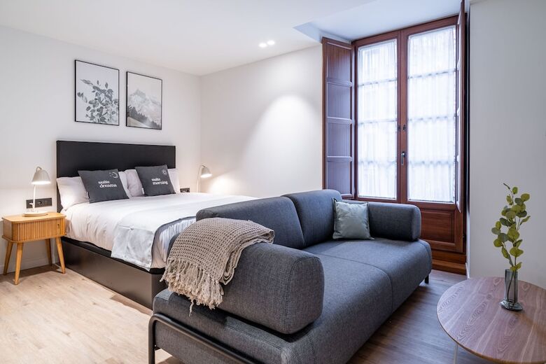 Aparthotel Limehome Vitoria Palacio �lava-velasco