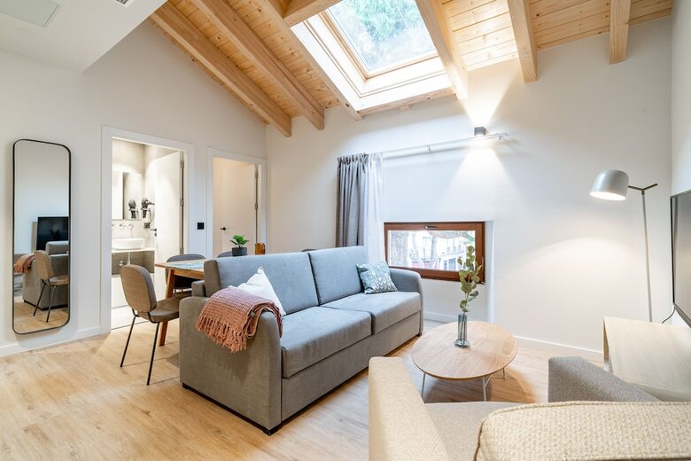 Aparthotel Limehome Vitoria Palacio �lava-velasco