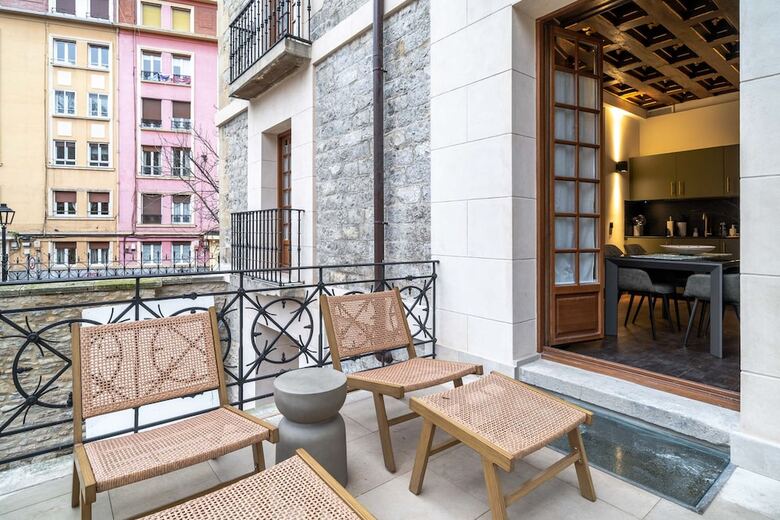 Aparthotel Limehome Vitoria Palacio �lava-velasco