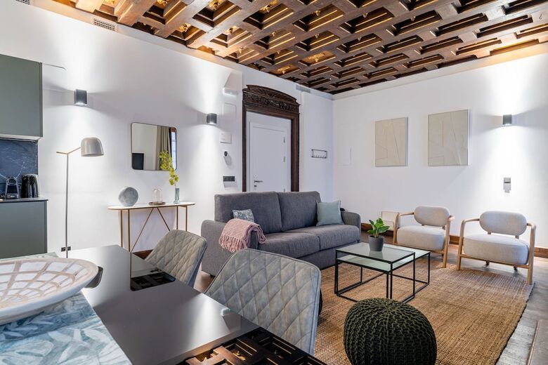 Aparthotel Limehome Vitoria Palacio �lava-velasco