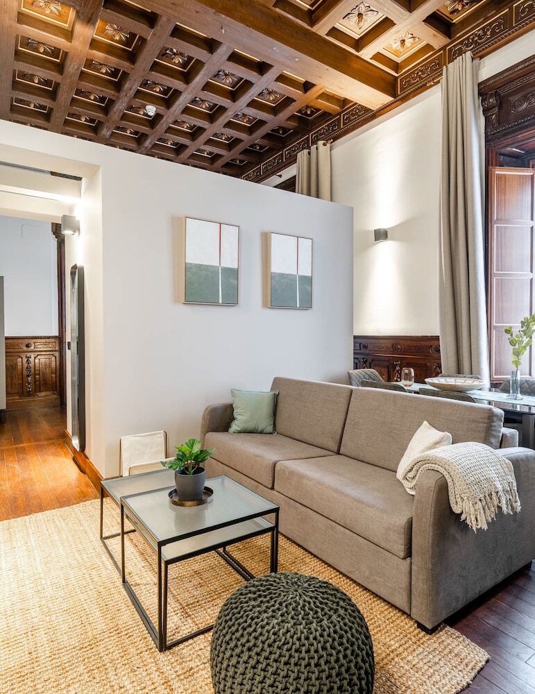 Aparthotel Limehome Vitoria Palacio �lava-velasco