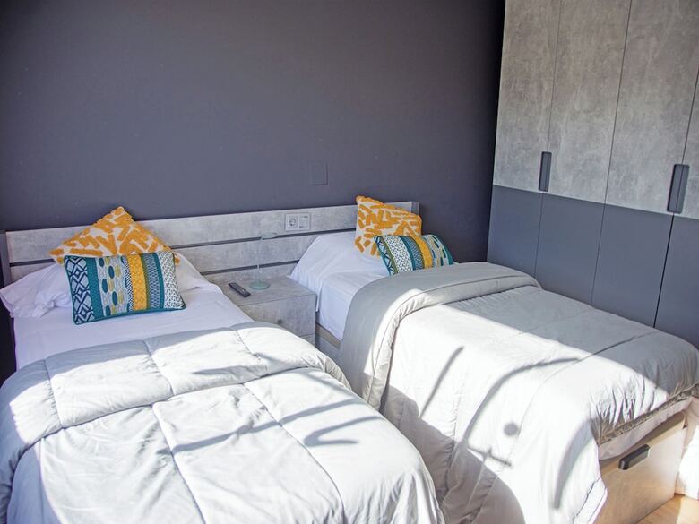 Aparthotel Apartamentos Santander Malia�o Suites 3000
