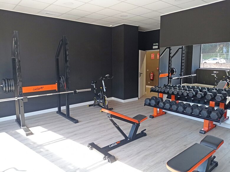 Aparthotel Apartamentos Santander Malia�o Suites 3000