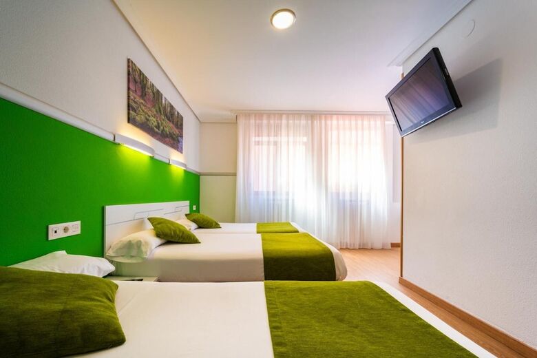 Hotel Centro Vitoria Autochekin