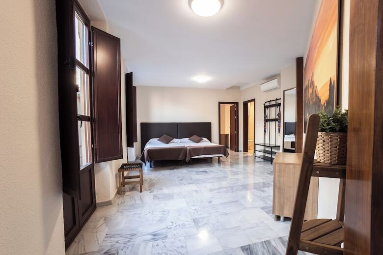 Aparthotel Apartamentos Reyes Cat�licos