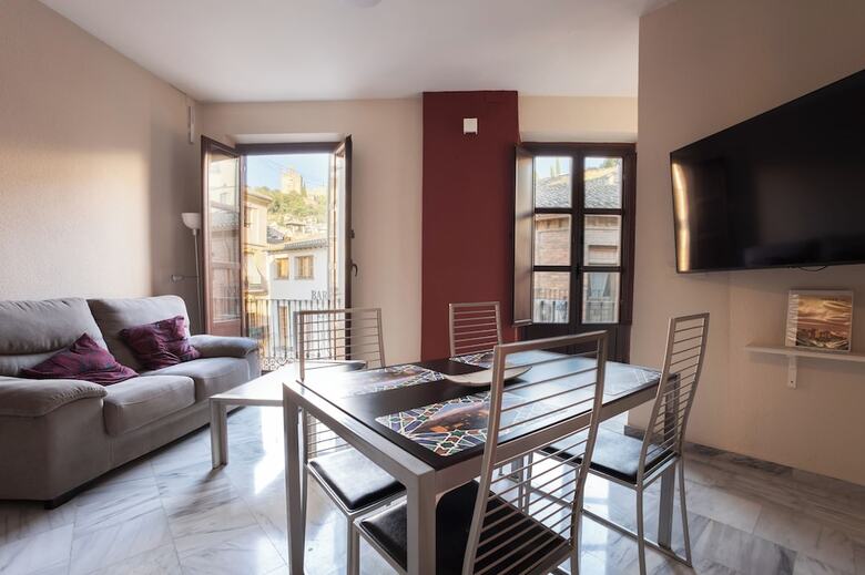 Aparthotel Apartamentos Reyes Cat�licos