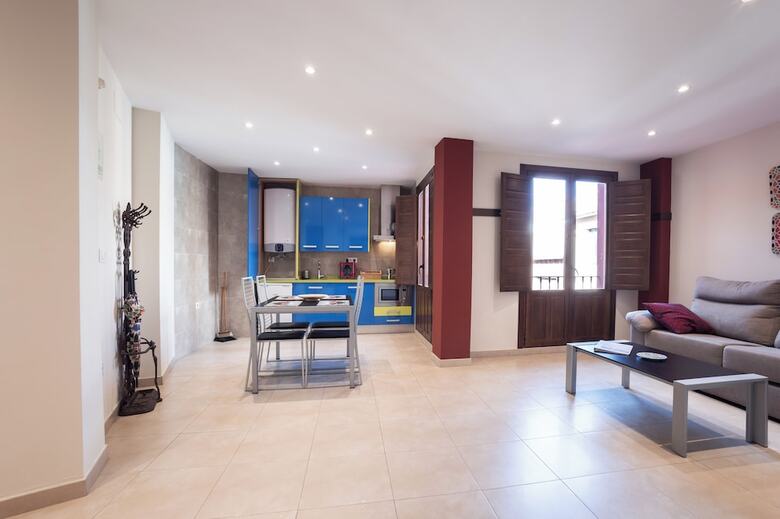 Aparthotel Apartamentos Reyes Cat�licos