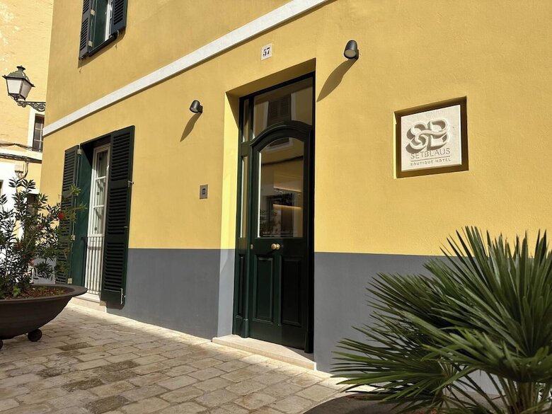 Set Blaus Boutique Hotel