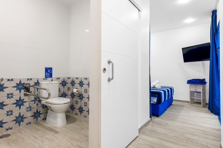 Hostal Okeanos Eco Guest House