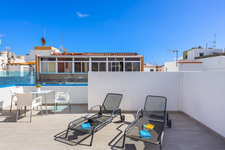 Hostal Okeanos Eco Guest House