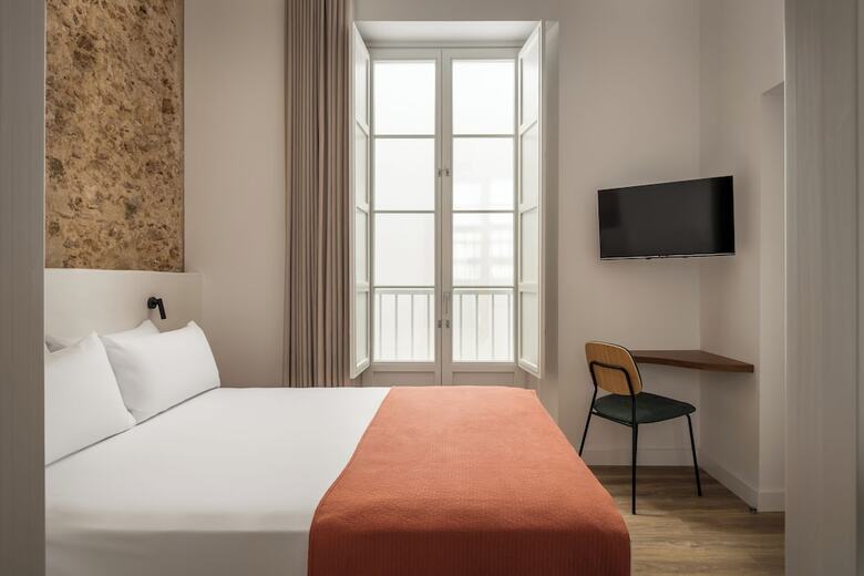Hostal Bypillow Casa Gades
