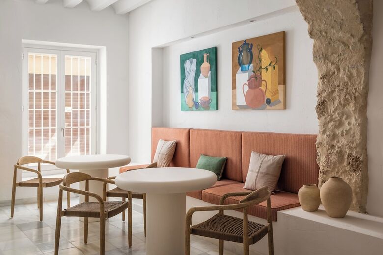 Hostal Bypillow Casa Gades