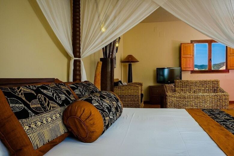Hotel Mas�a Durb�