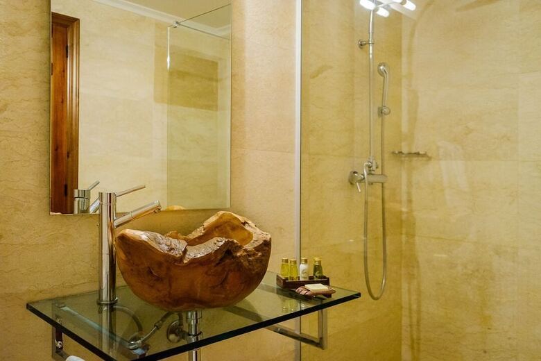 Hotel Mas�a Durb�